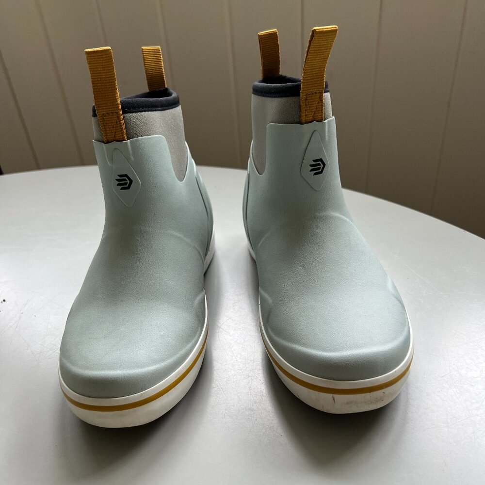 Gently Used Women's LaCrosse Alpha Deck Boots Light Blue Size 6